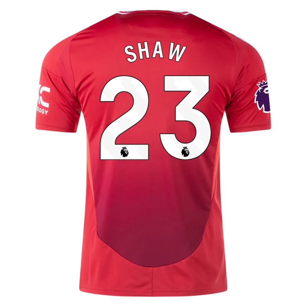 Luke-Shaw-Manchester-United-2024-25.webp