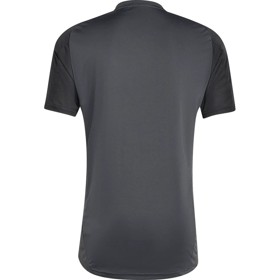 Manchester-United-2024-25-Europe-Training-Jersey-Back.webp
