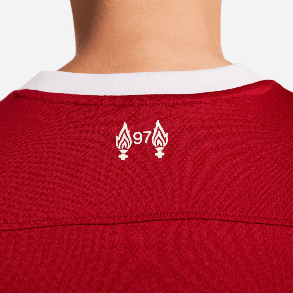 Nike2023-24LiverpoolMen_sStadium-2.png